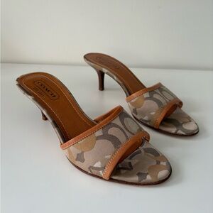 Coach Women's Size 6 Heeled Sandals - Tan and Beige